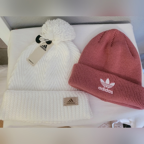Adidas women's winter hats - Picture 1 of 11
